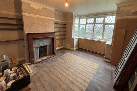 101 Hampermill Lane, Watford, WD19 4NX