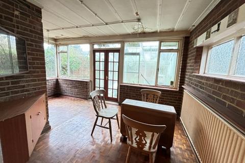 101 Hampermill Lane, Watford, WD19 4NX