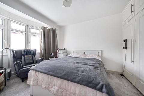 81 Chestnut Grove, New Malden, KT3 3JS