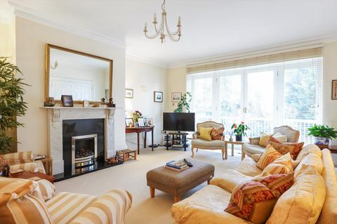 3 bedroom apartment for sale, Victoria Mansions, Malvern Road, Cheltenham, Gloucestershire, GL50