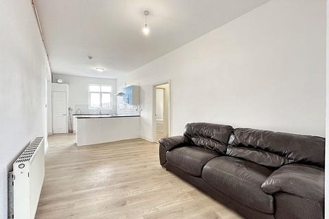 3 bedroom flat for sale, Cowley Street, Shotton Colliery, Durham, Durham, DH6 2LP
