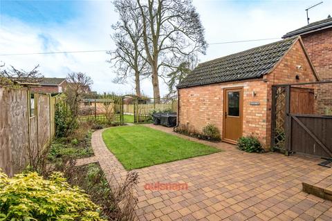3 bedroom end of terrace house for sale, The Crescent, Bromsgrove, Worcestershire, B60