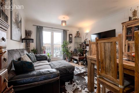 2 bedroom flat to rent - The Strand, Brighton, BN2