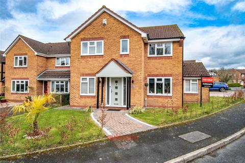 4 bedroom detached house for sale, Cirencester Close, Bromsgrove, Worcestershire, B60