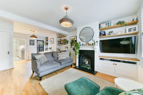 52 Albany Road, Brentford, TW8 0NF