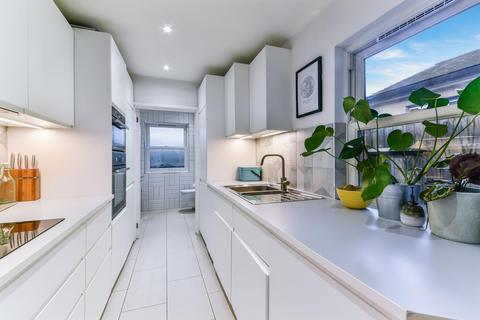 52 Albany Road, Brentford, TW8 0NF