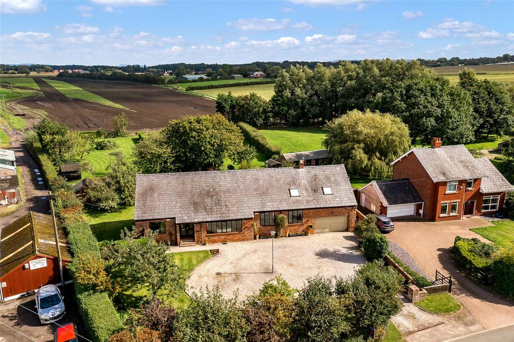 Halsall, Ormskirk L39 4 bed barn conversion for sale £750,000