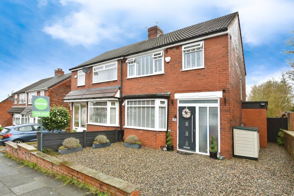 Fairway Road, Bury, BL9 3 bed semidetached house for sale £260,000