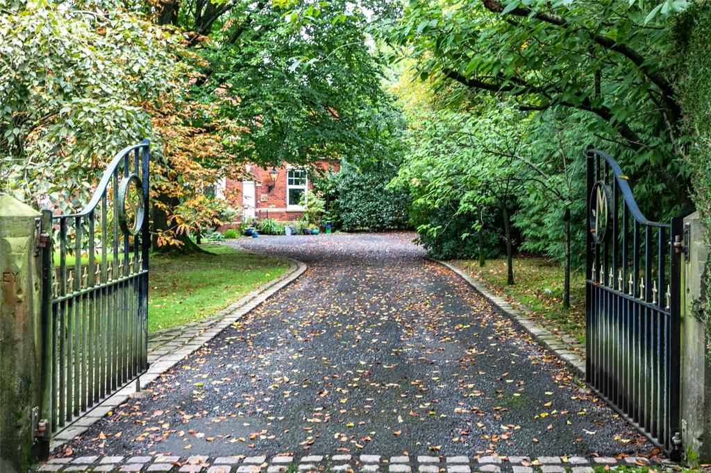 Gated Driveway