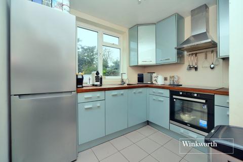 1 bedroom ground floor flat for sale - Claremont Avenue, Motspur Park, New Malden, Surrey, KT3