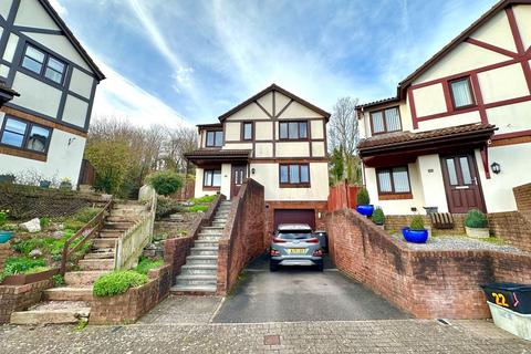 4 bedroom detached house to rent - Swallowfield Rise, Torquay, TQ2