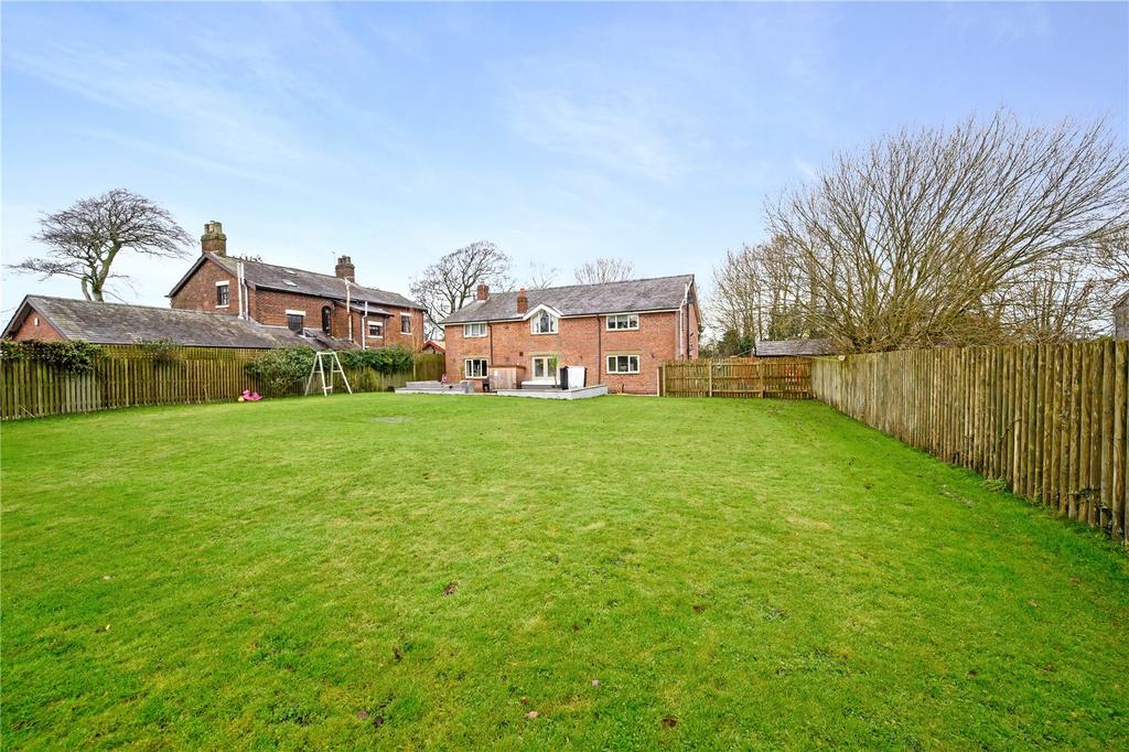 Hambleton, PoultonleFylde FY6 5 bed barn conversion £700,000