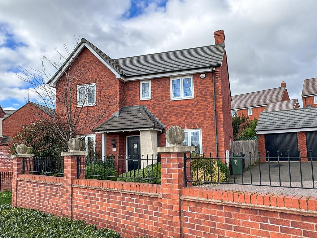 Holmer, Hereford, HR4 4 bed detached house for sale £460,000