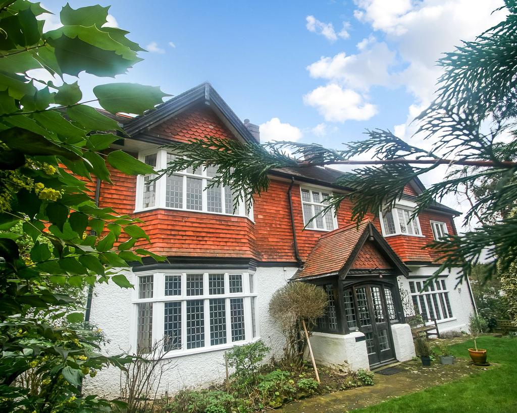 Sanderstead Hill, South Croydon, CR2 4 bed semidetached house for sale
