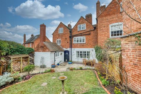 8 High Street, Feckenham, Redditch, B96 6HS