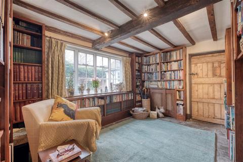 8 High Street, Feckenham, Redditch, B96 6HS