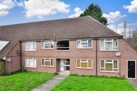 2 bedroom ground floor flat for sale, Levett Road, Leatherhead, Surrey