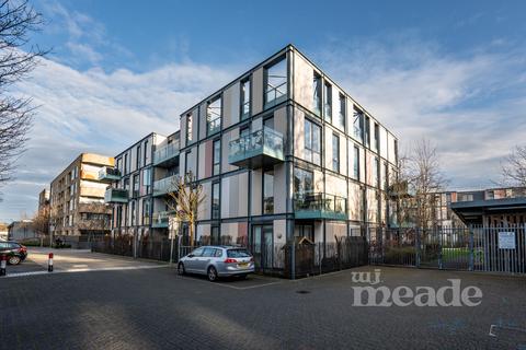 1 bedroom flat for sale, Repton House, Highams Park, E4