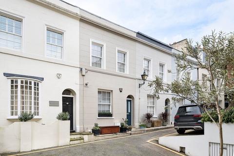3 bedroom terraced house for sale, Gregory Place, Kensington, London