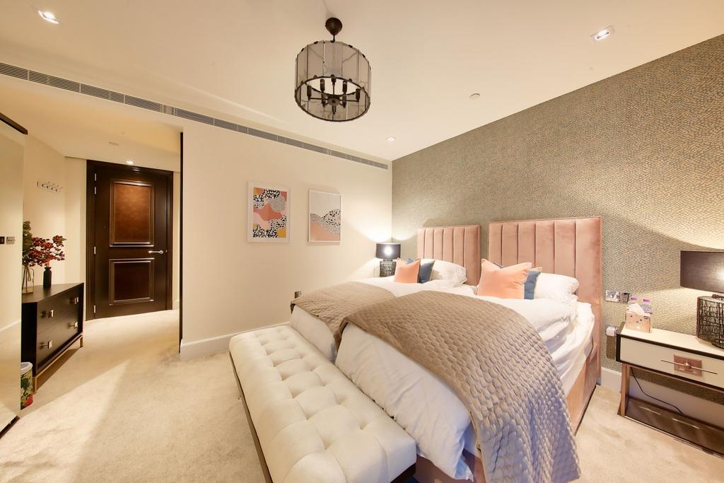 Bed-2-rev