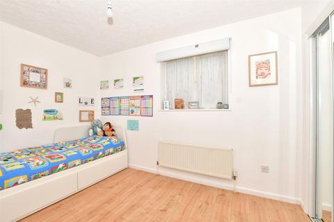 2 bedroom maisonette for sale, Franklin Way, Croydon, Surrey