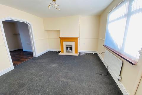 4 bedroom semi-detached house to rent, Derwent Road, Ferryhill, Co. Durham, DL17