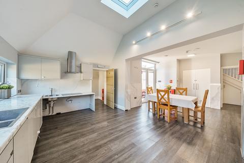 Frithwood Avenue, Northwood, Middlesex