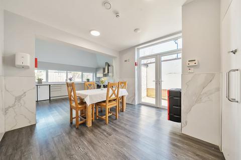 undefined, Frithwood Avenue, Northwood, Middlesex