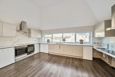 undefined, Frithwood Avenue, Northwood, Middlesex