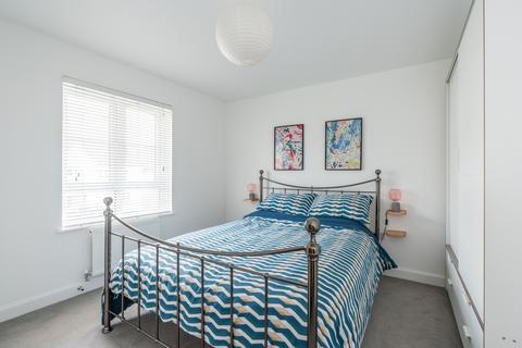 9 Hewlett Way, South Queensferry, EH30 9AA