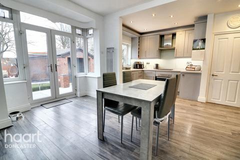 40 Greenfield Lane, Doncaster, DN4 0PT