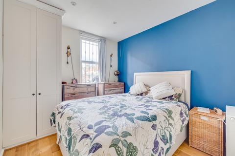 2 bedroom flat for sale, Munster Road, Fulham, London