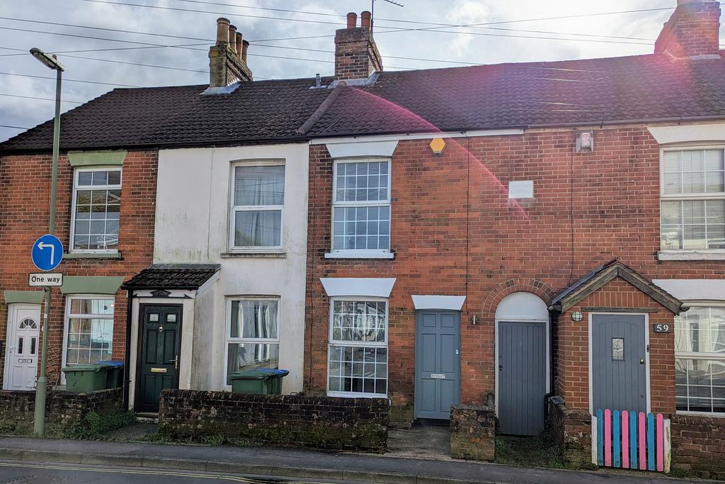 GORDON ROAD FAREHAM 2 Bed Terraced House 265 000 gordon-road-fareham-2-bed-terraced-house-265-000