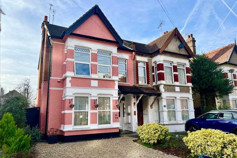 93a Baxter Avenue, Southend-on-sea, SS2 6HX