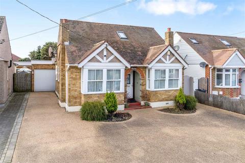 4 bedroom detached bungalow for sale, Princess Margaret Road, Linford SS17