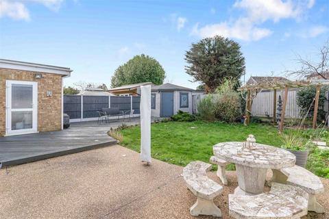 4 bedroom detached bungalow for sale, Princess Margaret Road, Linford SS17