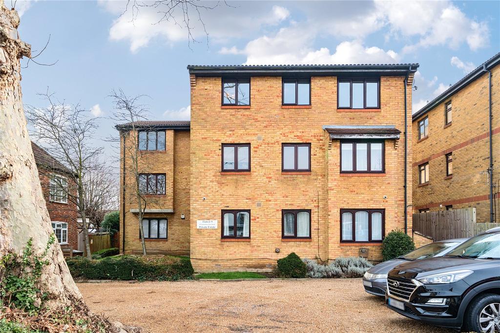 Sydenham Park Road, London, SE26 2 bed flat £375,000