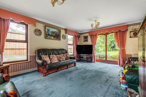 361 Rayleigh Road, Hutton, Brentwood, CM13 1QG