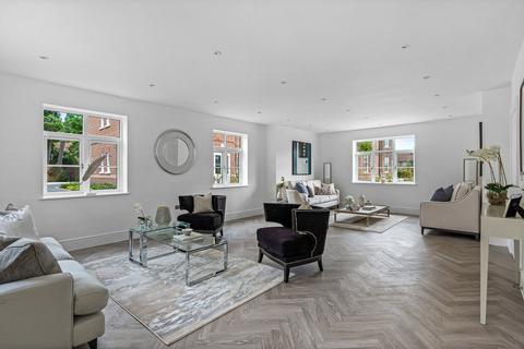 4 bedroom detached house for sale, Chelmsford CM1