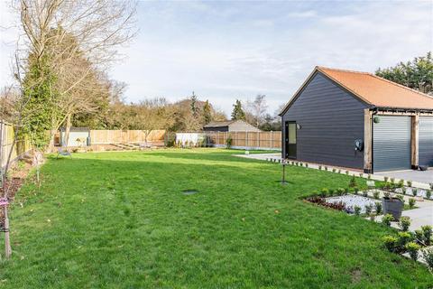 4 bedroom detached house for sale, Chelmsford Road, Chelmsford CM3