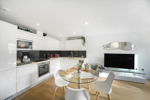 2 bedroom apartment for sale, The Piazza Residences, Bull Inn Court, WC2R