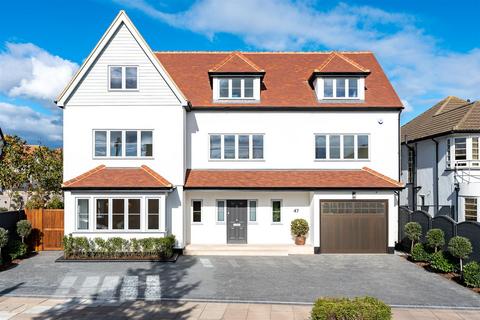 5 bedroom detached house for sale, Second Avenue, Westcliff-On-Sea SS0