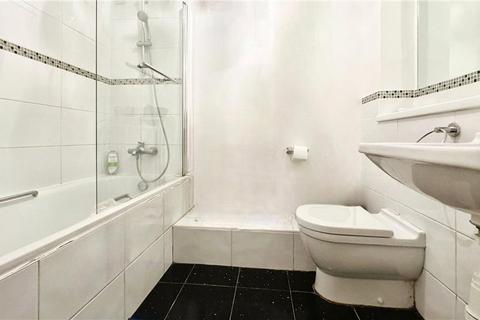 28 Sovereign Heights, Slough, SL3 8PY
