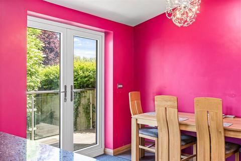 29 Paschal Way, Chelmsford, CM2 7NX