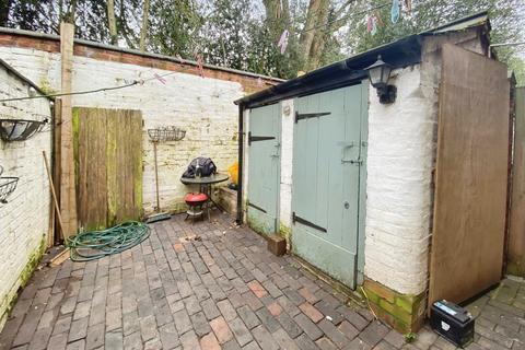 16 Barrack Square, Grantham, NG31 9DG