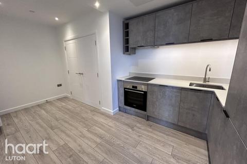 1 bedroom flat to rent, Alma Street, Luton