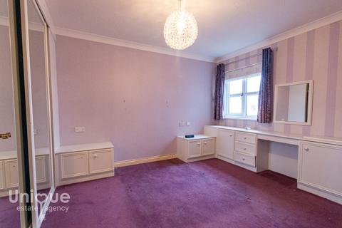 1 bedroom apartment for sale, Sovereign Court, Thornton-Cleveleys, Lancashire, FY5 3PH