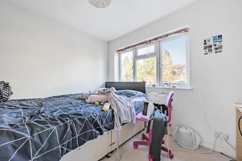 3 bedroom semi-detached house for sale, Barnet,  London,  EN4