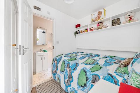 3 bedroom semi-detached house for sale, Barnet,  London,  EN4