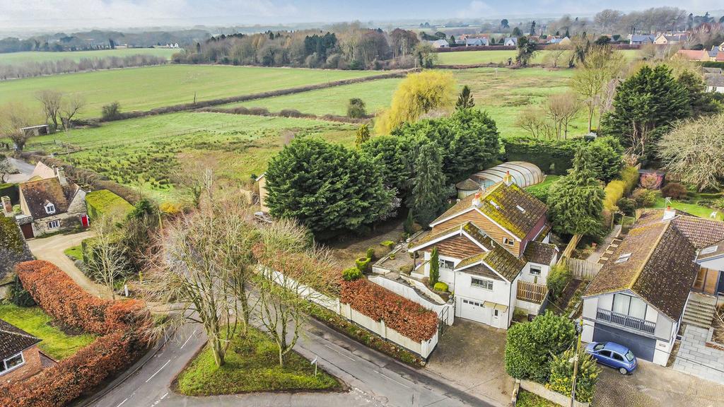Hanney Road, Southmoor, OX13 5 bed detached house for sale £900,000